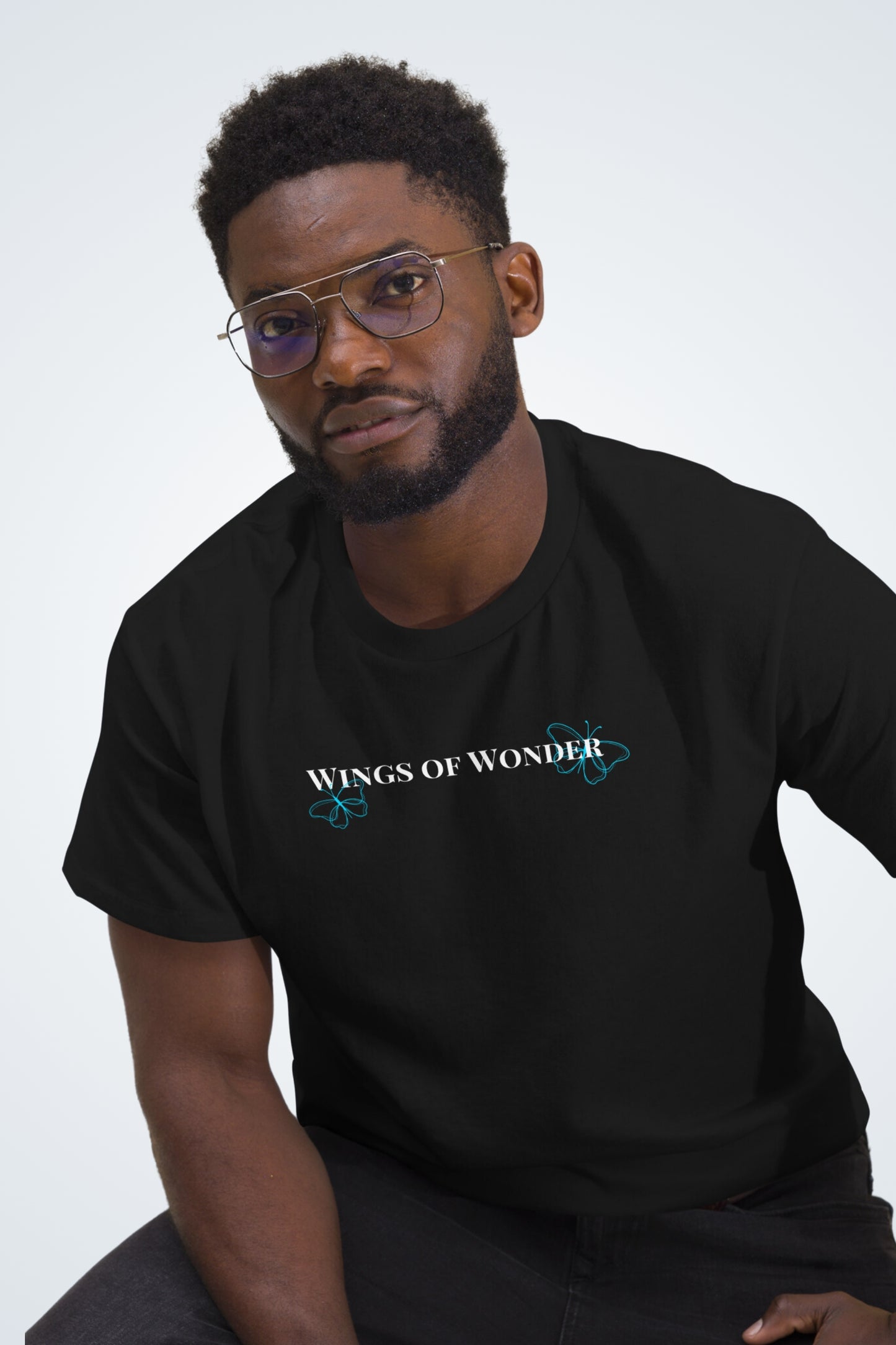 Klassisches Unisex T-Shirt - Wings of Wonder Blau