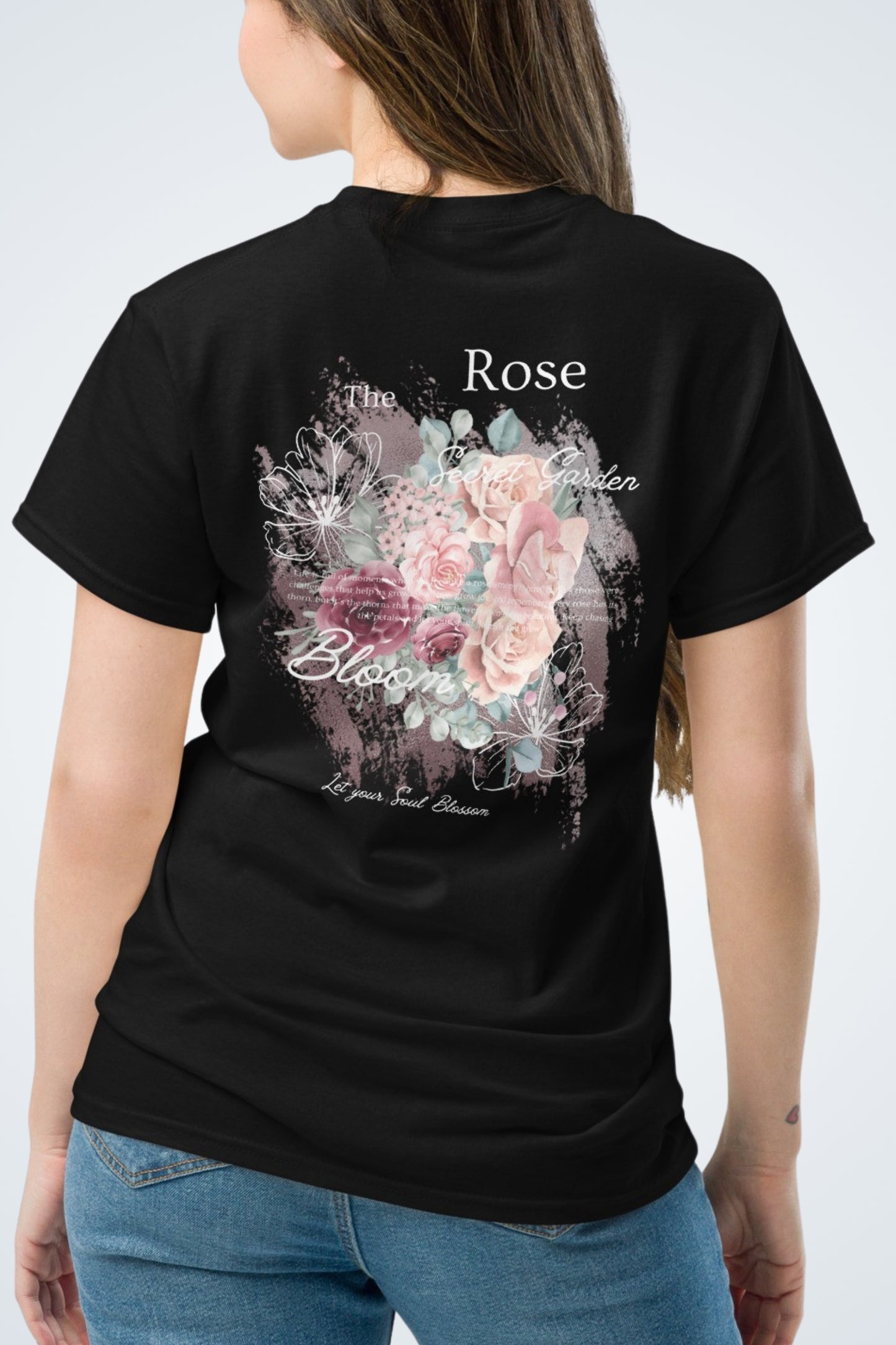Klassisches T-Shirt - Bloom the Rose
