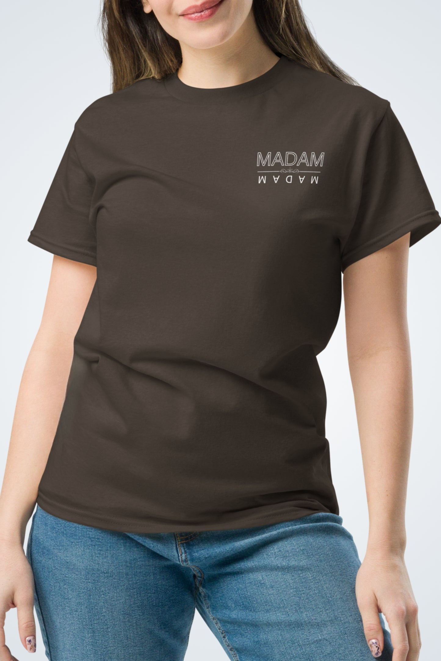 Klassisches Unisex T-Shirt - Madam