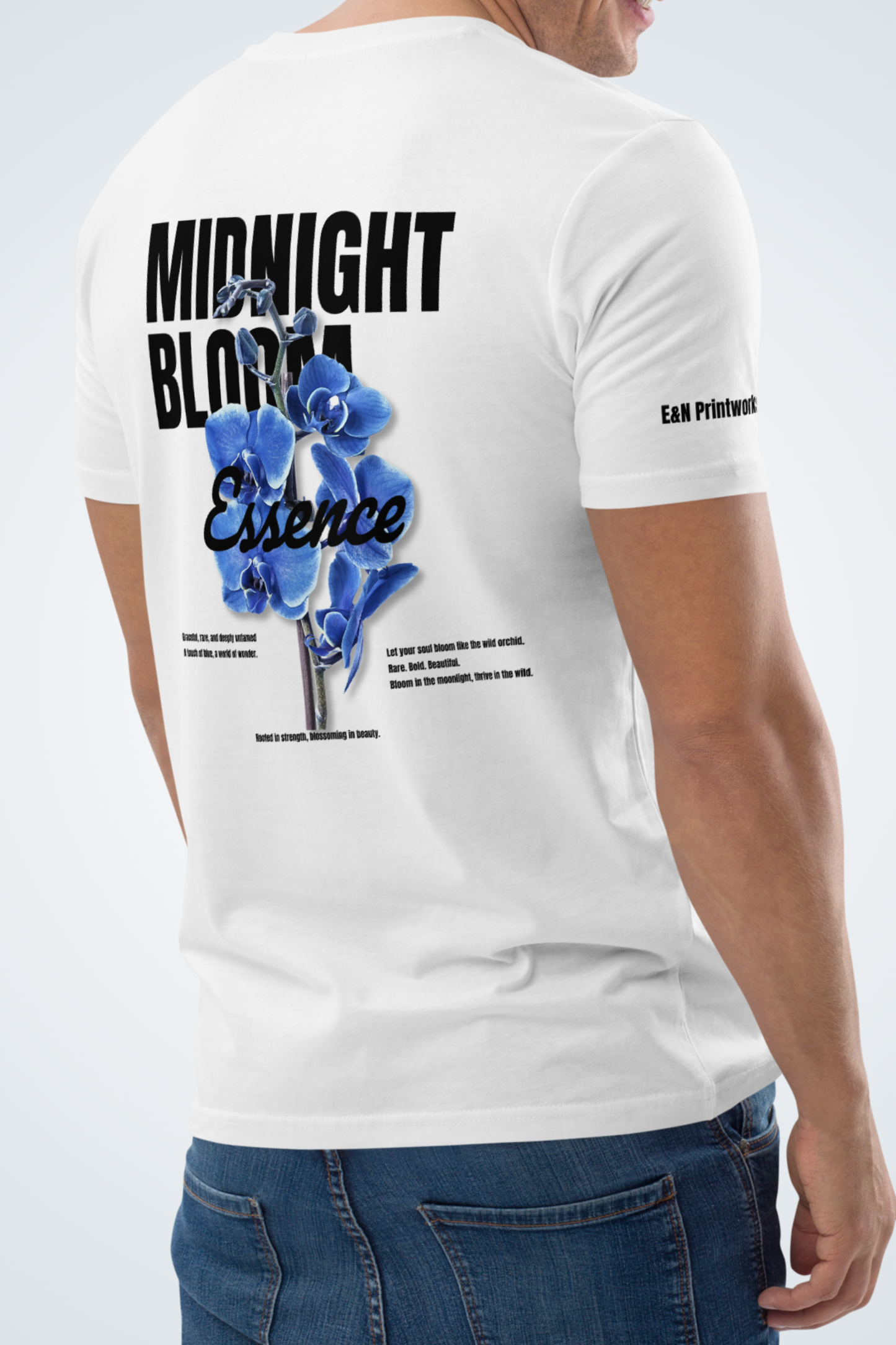 Unisex-Bio-Baumwoll-T-Shirt - Midnight Bloom