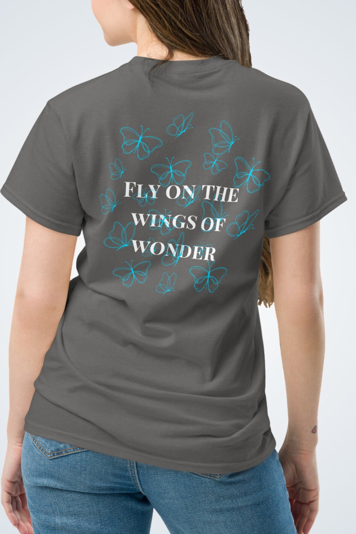 Klassisches Unisex T-Shirt - Wings of Wonder Blau