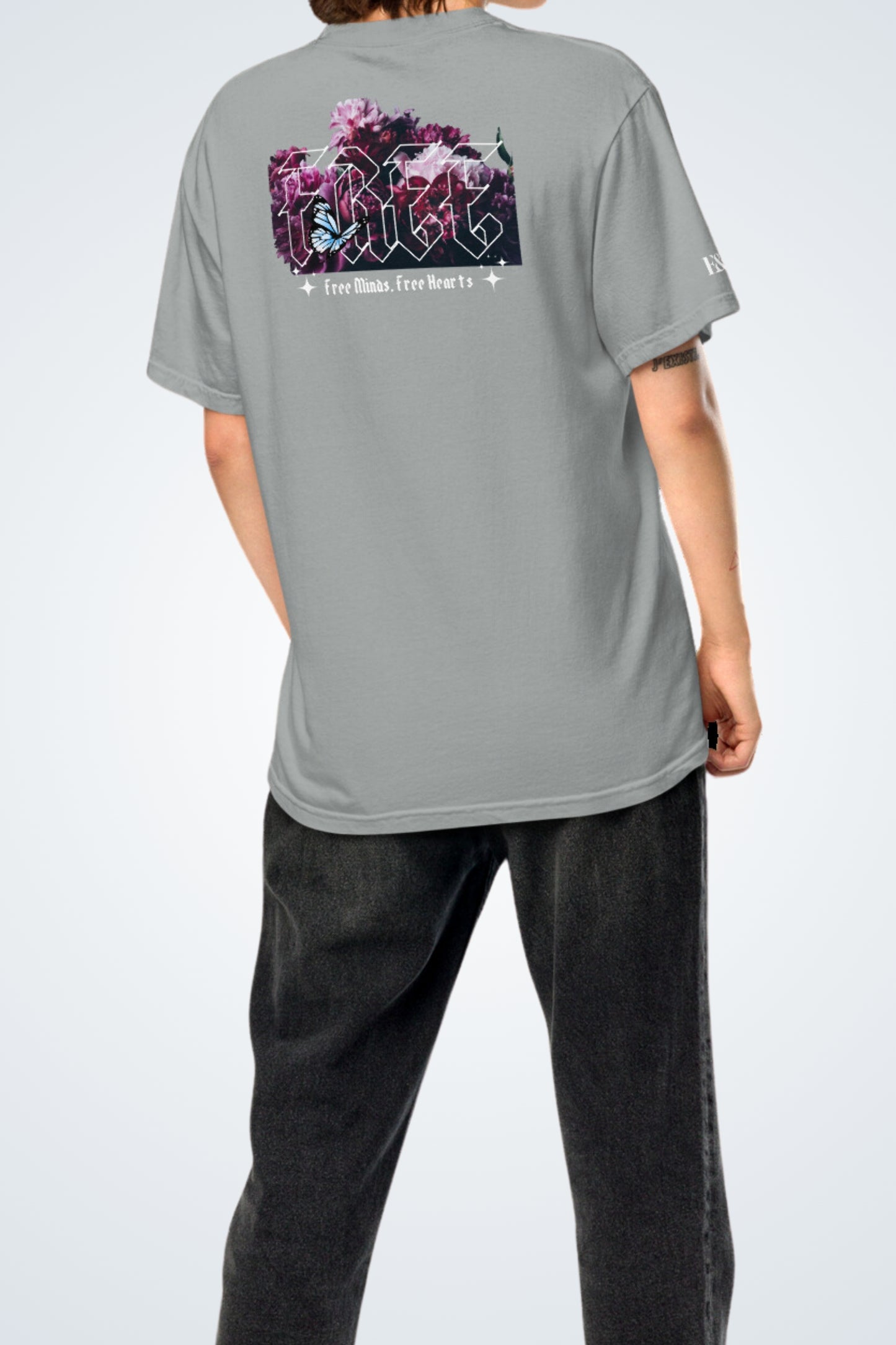Heavy Unisex T-Shirt - Free Minds,Free Heart